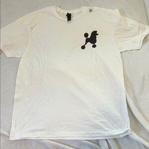 Poodle White Graphic T-Shirt (Men’s L)